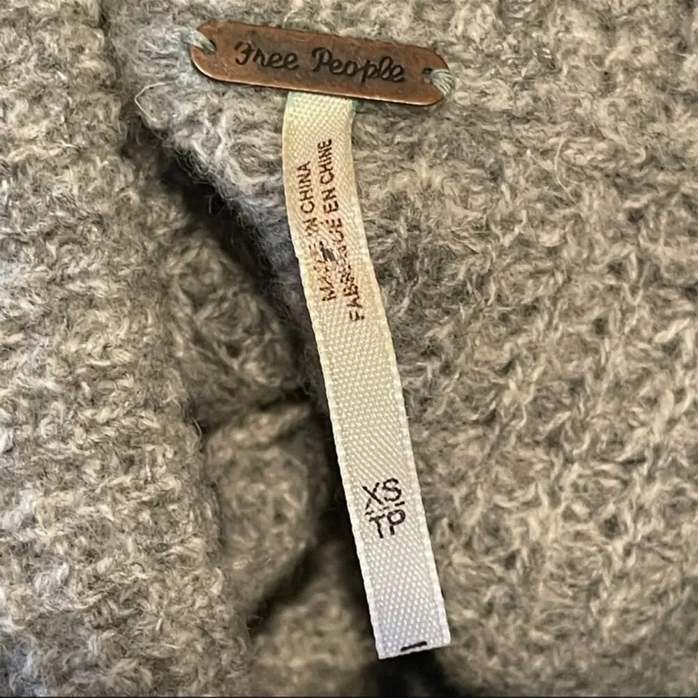 Free people 100% Wool Waffle knit Cowl Neck Sweater In Grey XS - Picture 8 of 9